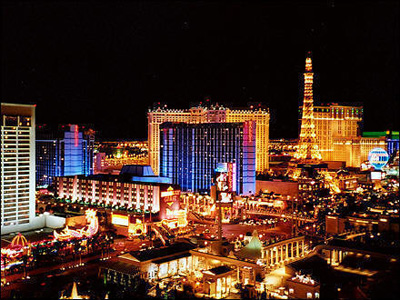  Vegas Photography on Las Vegas In The Night  Article Paraphrasing